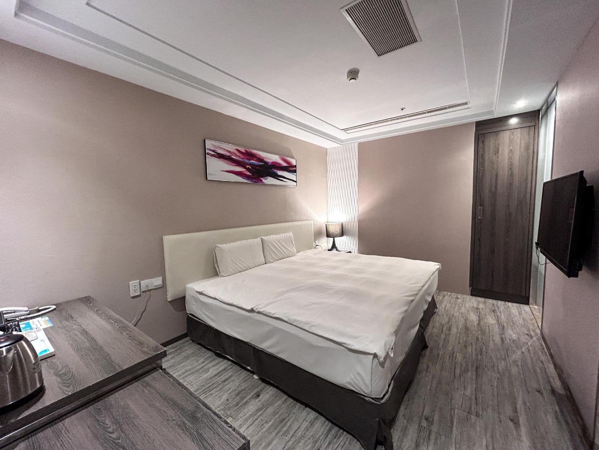 Royal Fine Hotel كاوشيونغ المظهر الخارجي الصورة