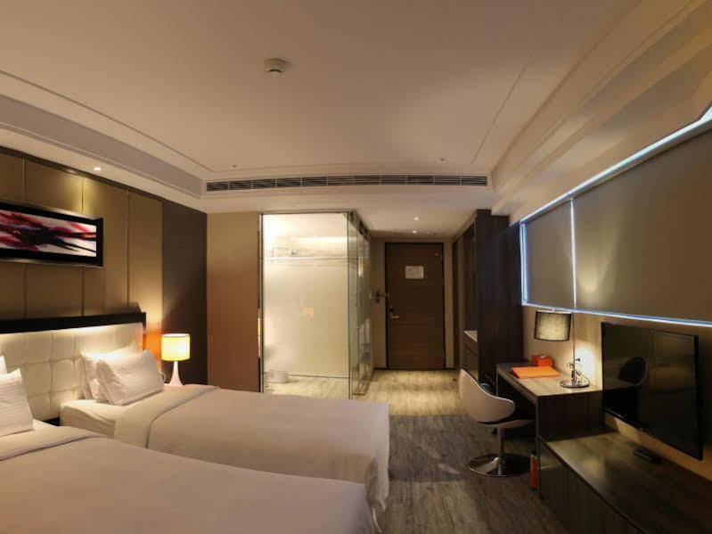 Royal Fine Hotel كاوشيونغ المظهر الخارجي الصورة